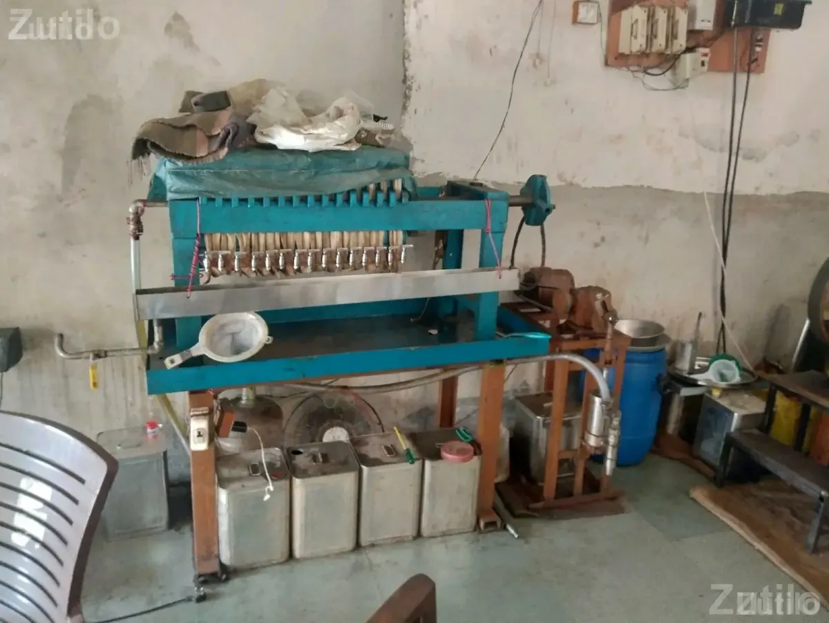 Mini Oil Mill Cold Press Expeller Machine - મશીનરી - કામરેજ - Image 2