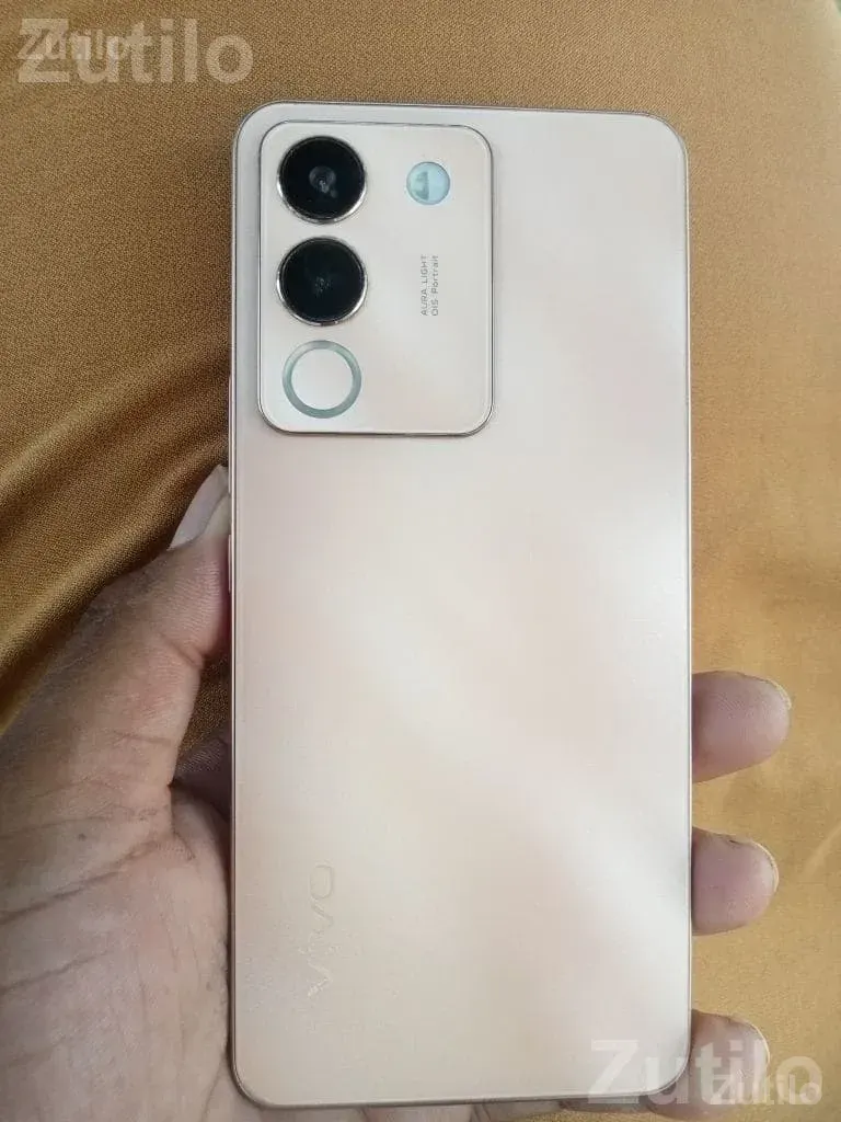 Vivo Y200 Smartphone 1st Owner - Mobile Phones - Kapadvanj - Image 3