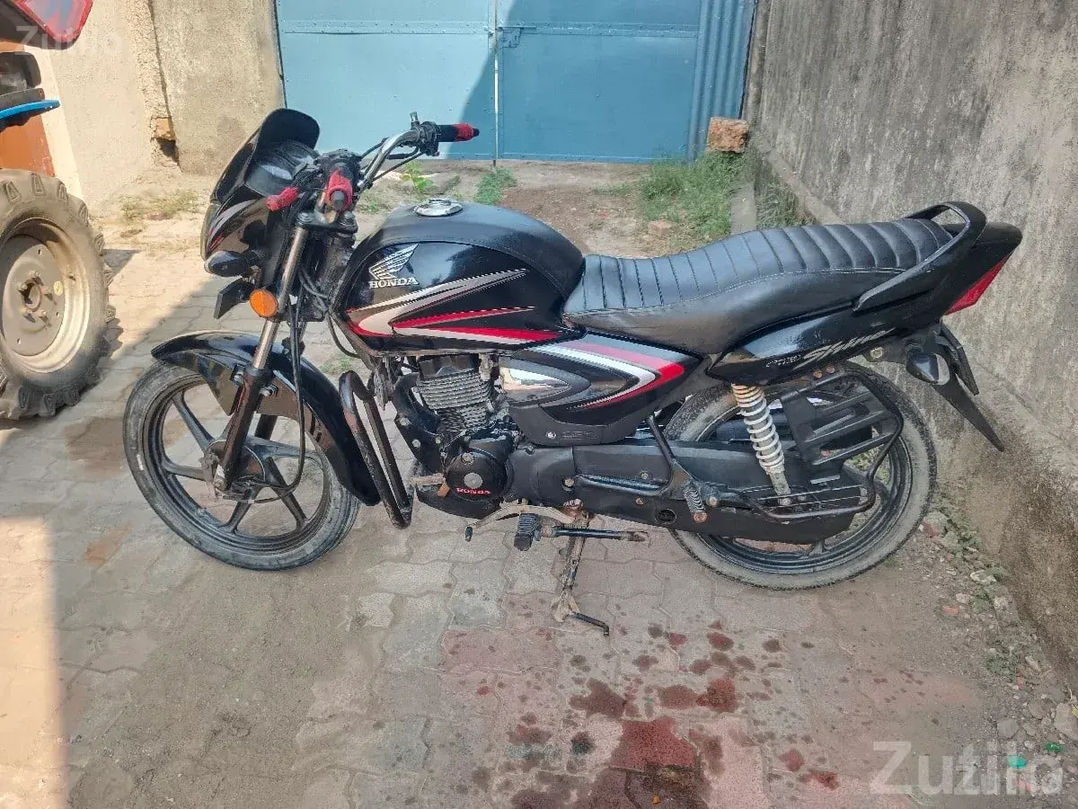 Honda Shine 125 CB Black Bike for Sale - બાઇક્સ - જુનાગઢ - Image 2