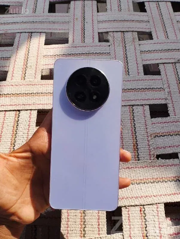 Sleek Android Smartphone with Case - મોબાઇલ ફોન - કેશોદ - Image 2