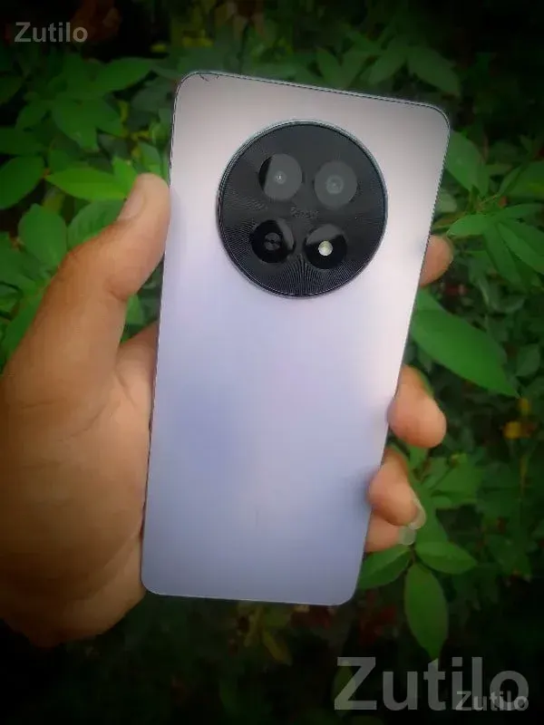Sleek Punch-Hole Display Android Phone - મોબાઇલ ફોન - કોડીનાર - Image 2