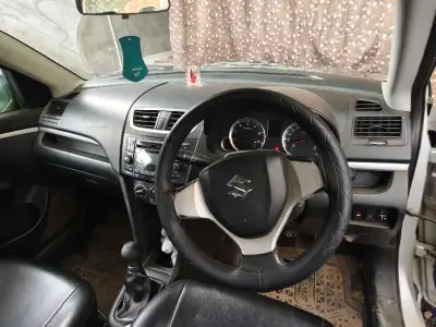 વેચવાની છે વેચવાની છે
