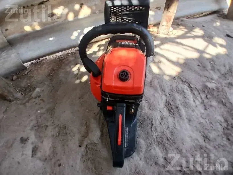 58cc Chainsaw Wood Cutting Machine 18 Inch - ટૂલ્સ અને હાર્ડવેર - વાંકાનેર - Image 3