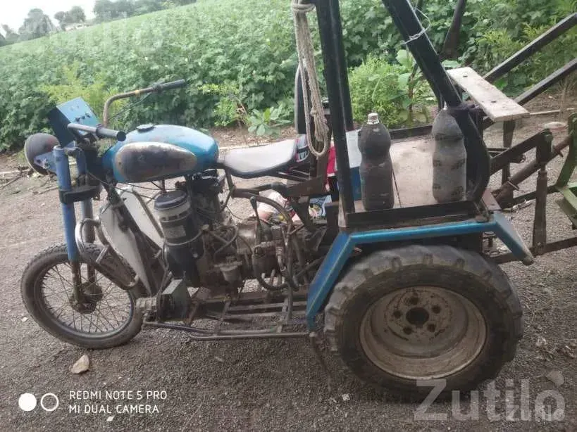 2021-22 Model Three Wheeler Auto Rickshaw - ઓટો રિક્ષા - ગઢડા - Image 3
