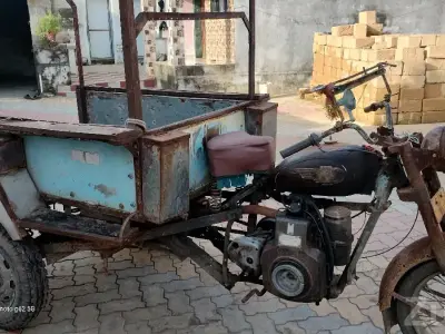 Used Cargo Three Wheeler in Good Engine