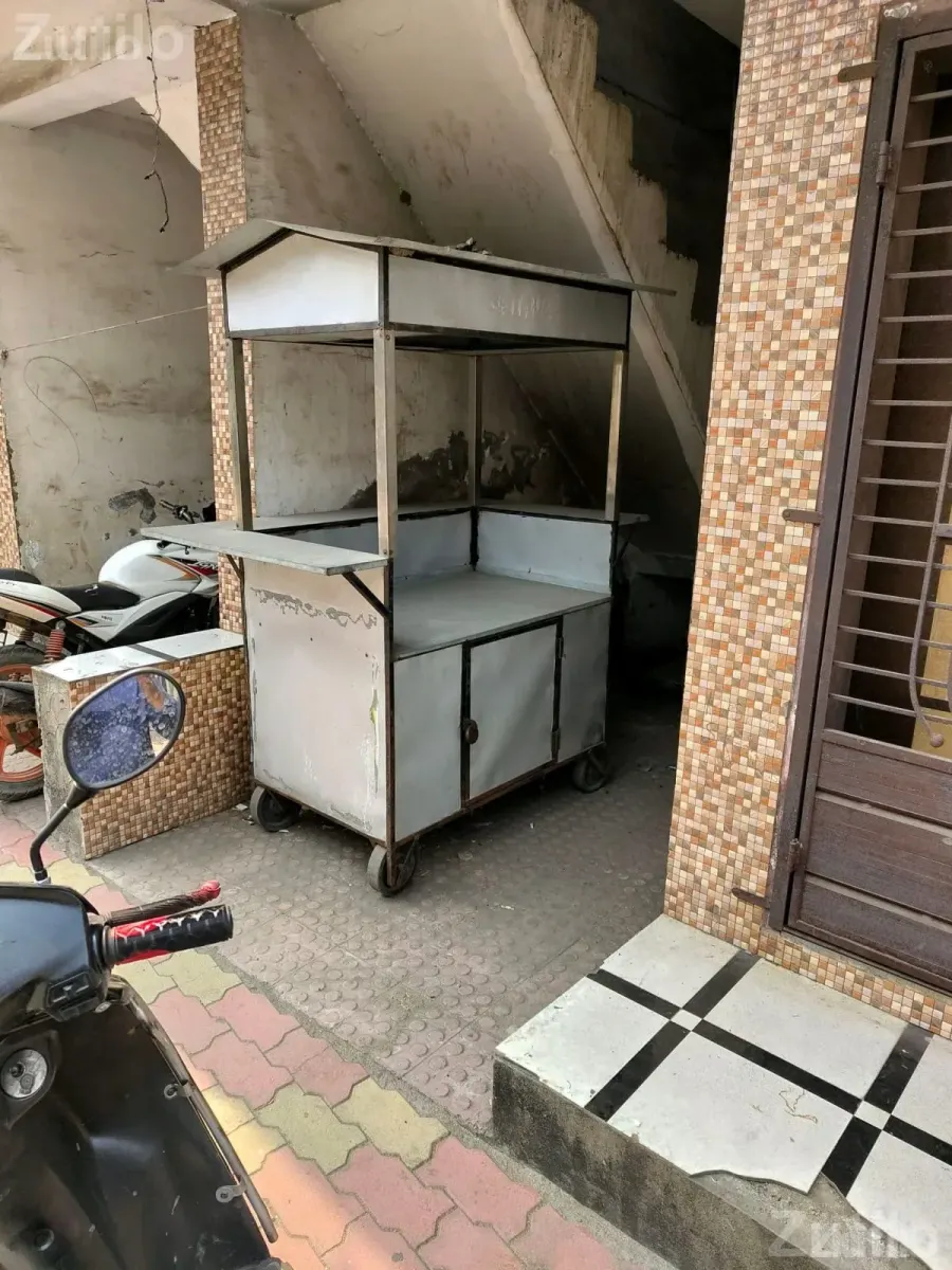 good condition lori - Shops - Surat City - Image 2