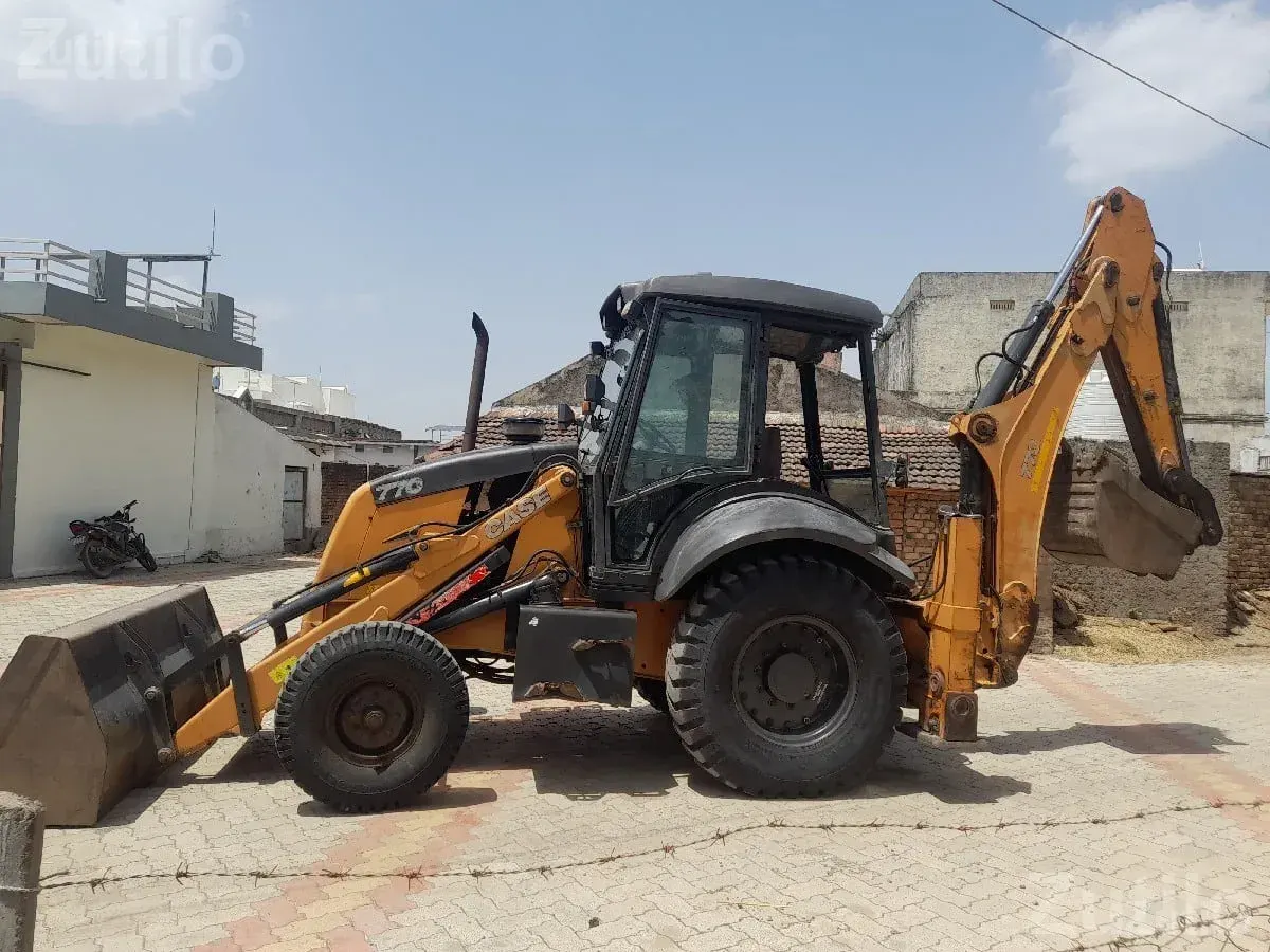CASE 770 Backhoe Loader 2018 19 Model - બાંધકામના વાહનો - અમરેલી - Image 3