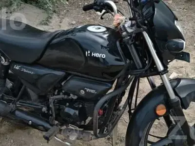 2024 Hero HF Deluxe Black Motorcycle 2024 Hero HF Deluxe Black Motorcycle