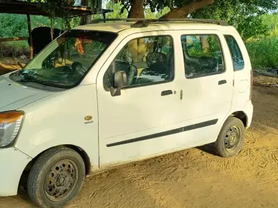 Maruti Suzuki WagonR 2006 White Car Maruti Suzuki WagonR 2006 White Car