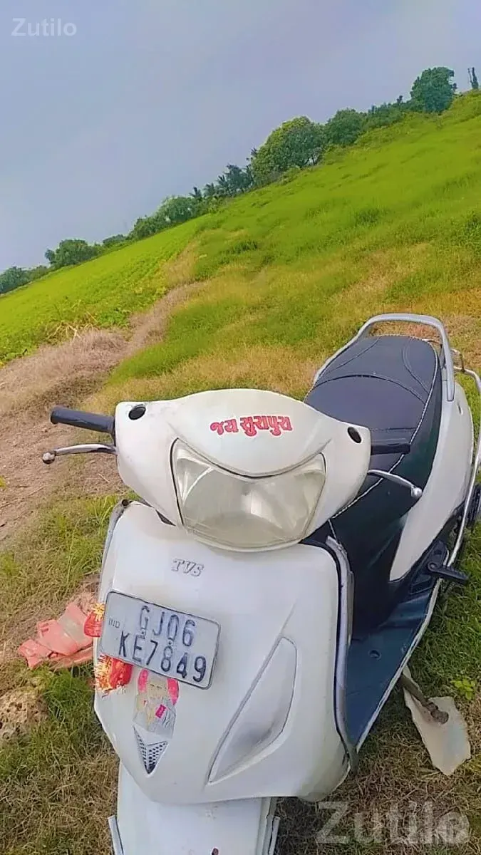 TVS Jupiter Scooter with New Battery RC - Bikes - Bhanvad - Image 3