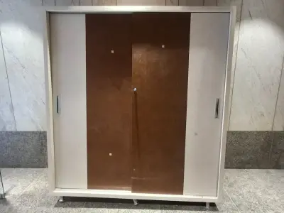 Sliding door wardrobe