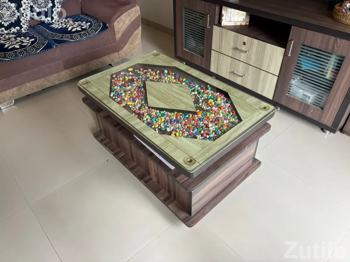 Sofa set 3X2 seater with Glass Top centre table - સોફા સેટ અને કાઉચ - અમદાવાદ શહેર - Image 3