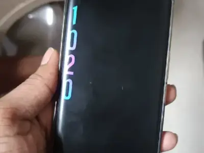 V25 pro curve display V25 pro curve display