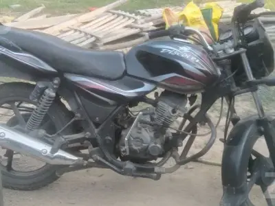Bajaj Discover 100 Bike 2012 Model Bajaj Discover 100 Bike 2012 Model