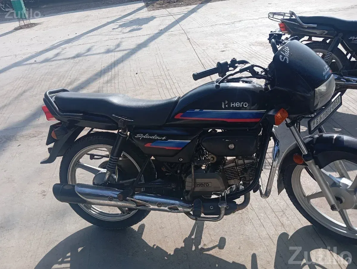 Hero Splendor used bike single owner - Bikes - Bhanvad - Image 2