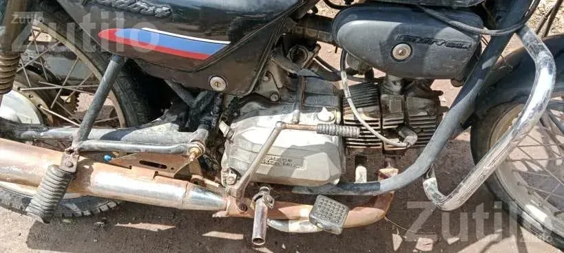 2012 Motorcycle with Papers Available - Bikes - Bhavnagar City - Image 3
