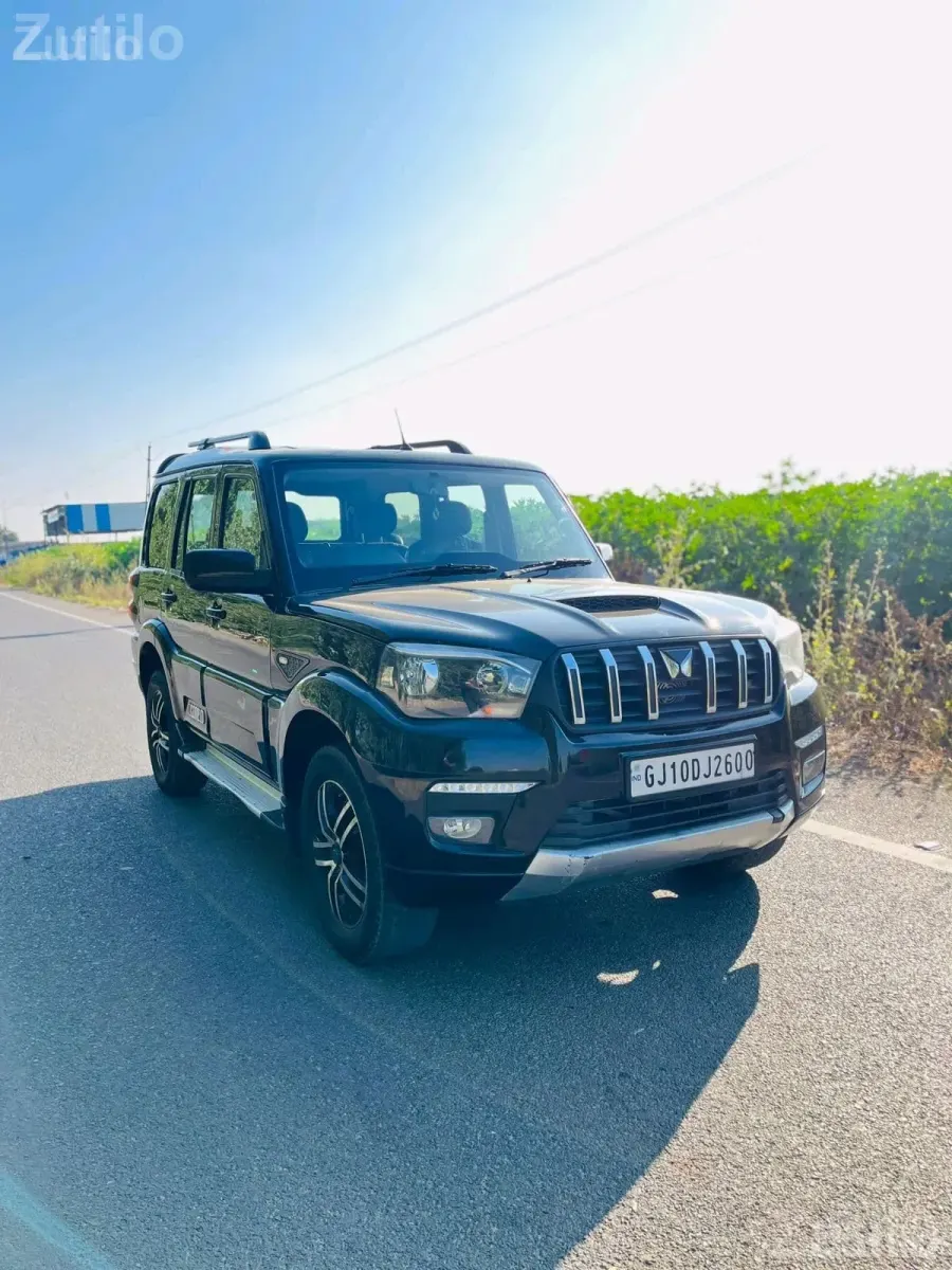 2021 Mahindra Scorpio Classic S 5 MT 7S - Cars - Anand City - Image 2