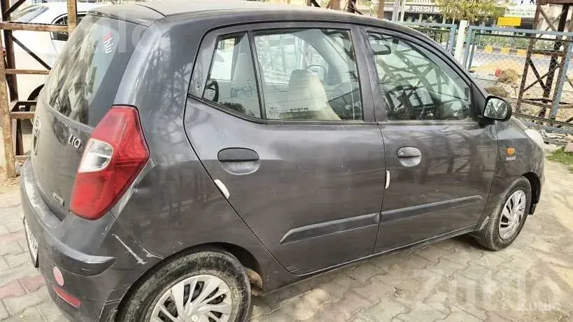 Hyundai i10 Era 2012 Petrol 4 Owner - કાર - મહેસાણા શહેર - Image 2