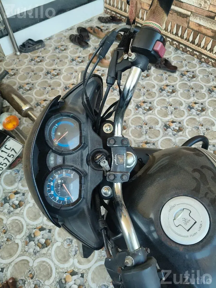 2020 Honda Shine Bike with Complete Documents - બાઇક્સ - માંગ્રોળ - Image 3