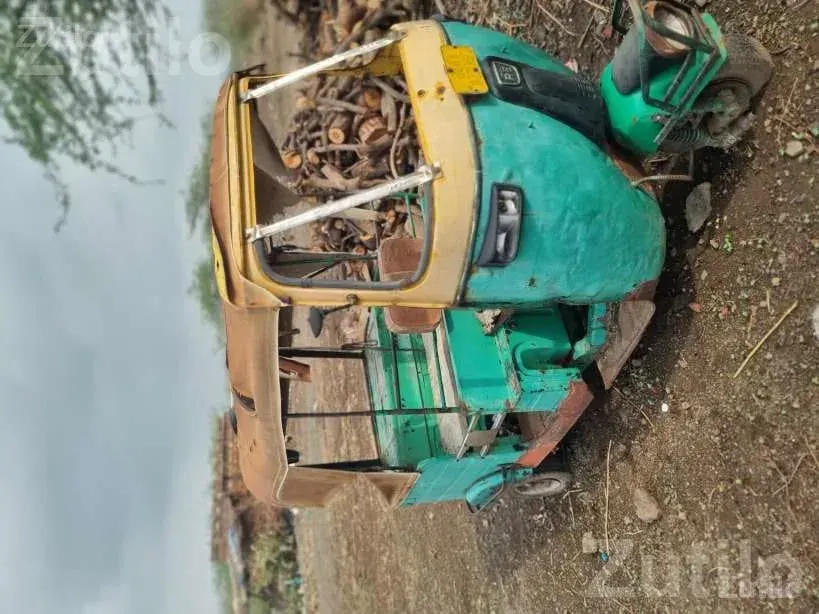 2010 Auto Rickshaw in Non-Running Condition - Auto Rickshaws - Chotila - Image 2