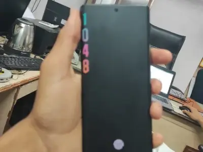 Sleek Black Android Smartphone for Sale Sleek Black Android Smartphone for Sale