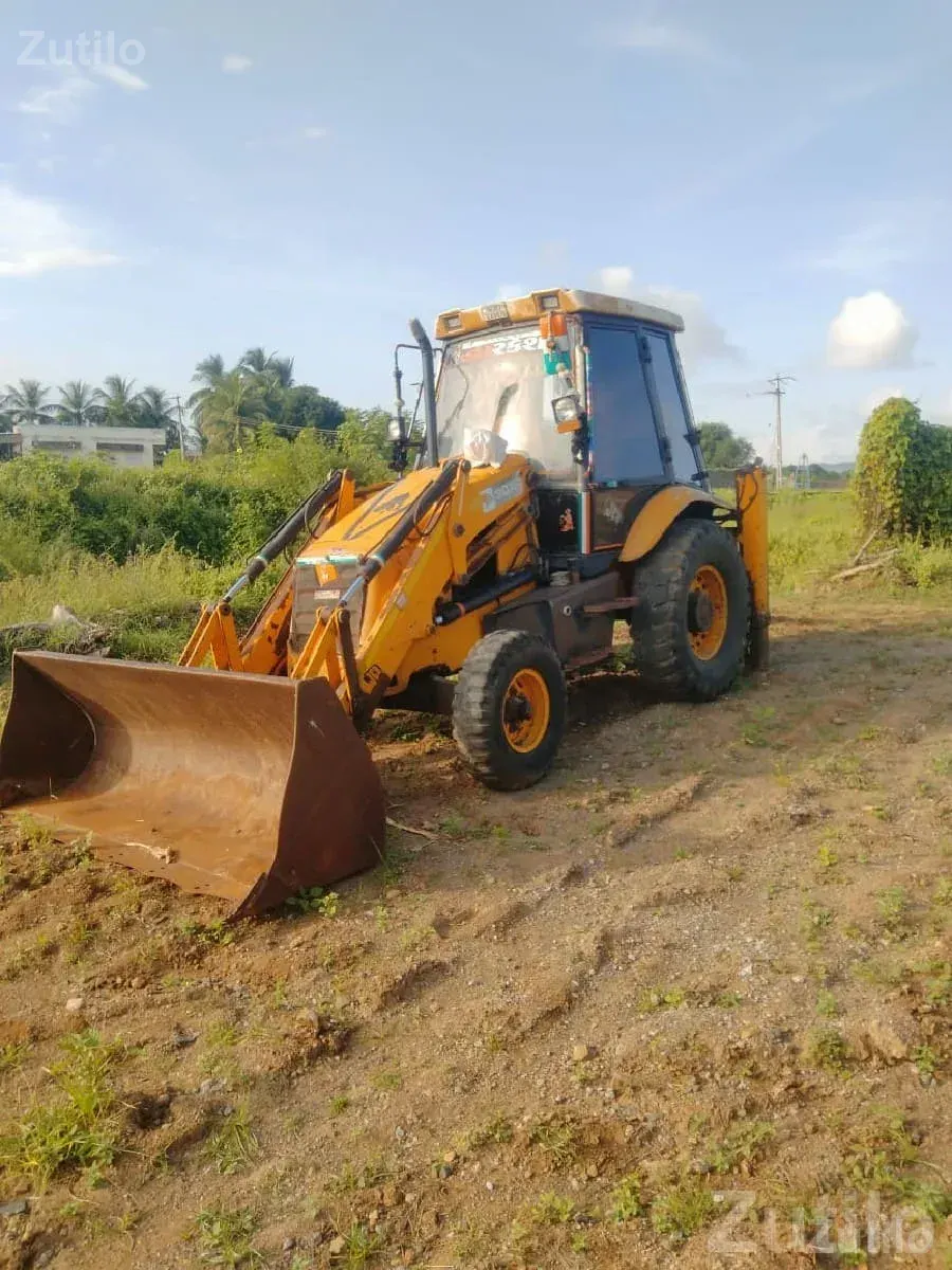 JCB Backhoe Loader 2010 - બાંધકામના વાહનો - રણાવાવ - Image 3