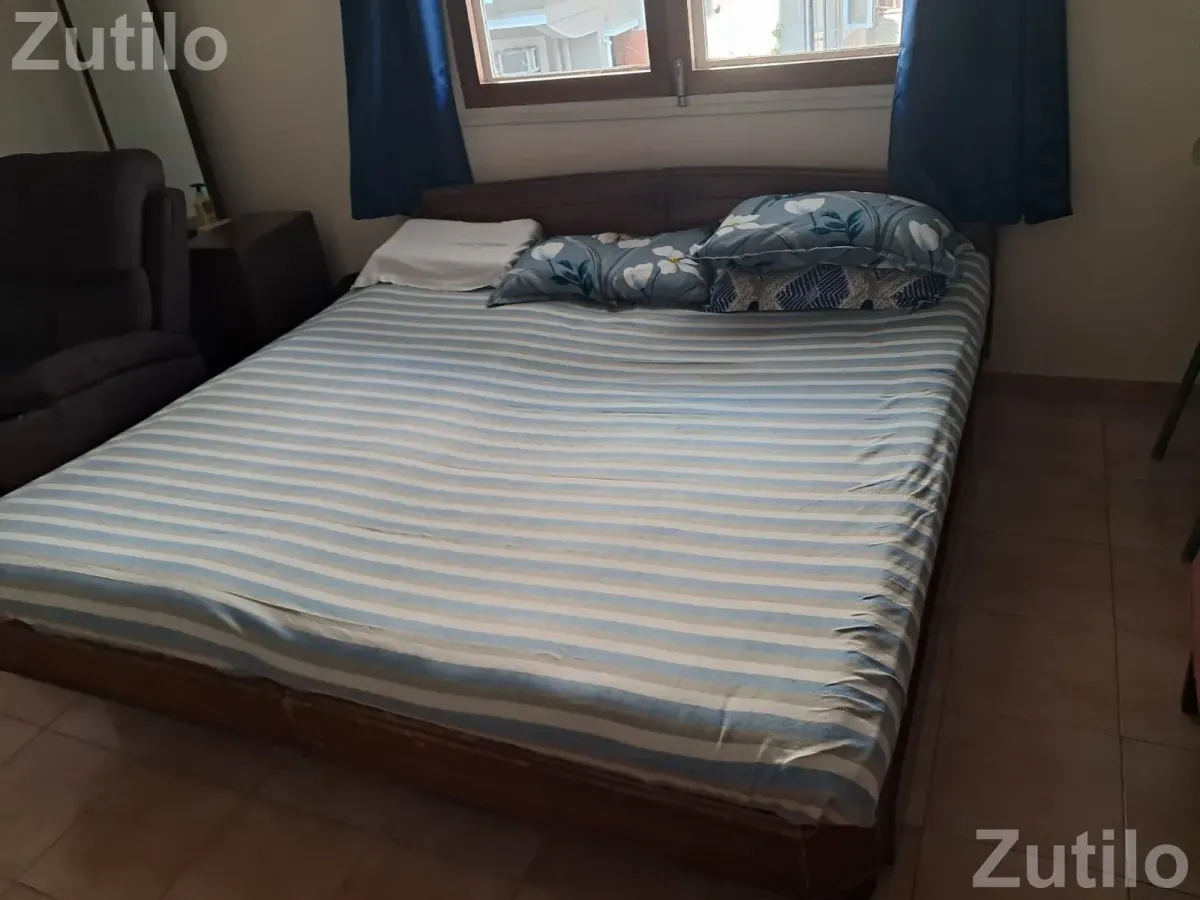 Double bed with mattress - પલંગ અને ગાદલા - અમદાવાદ શહેર - Image 2