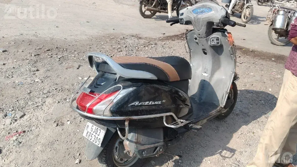 Honda Activa 5G 2018 Petrol Scooter - Bikes - Dhoraji - Image 2