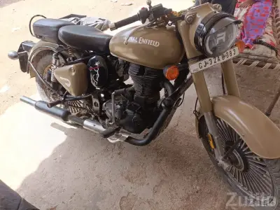 Royal Enfield Classic 350 2015-16 Bike Royal Enfield Classic 350 2015-16 Bike