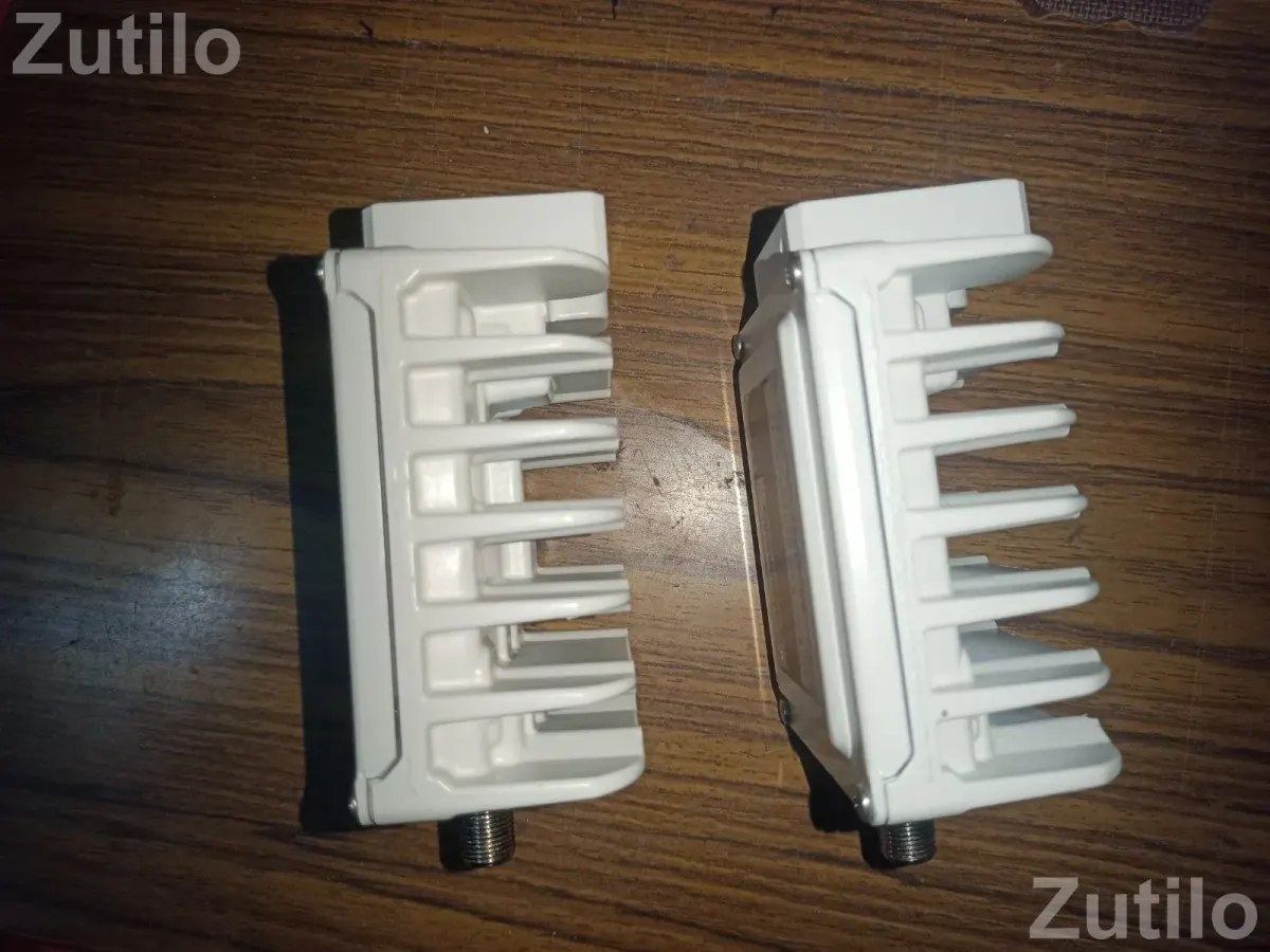 Full KU 2W BUC Transmitter MADE IN  JAPAN (2 UNIT) - ઇલેક્ટ્રોનિક ઍક્સેસરીઝ - વ્યારા - Image 2