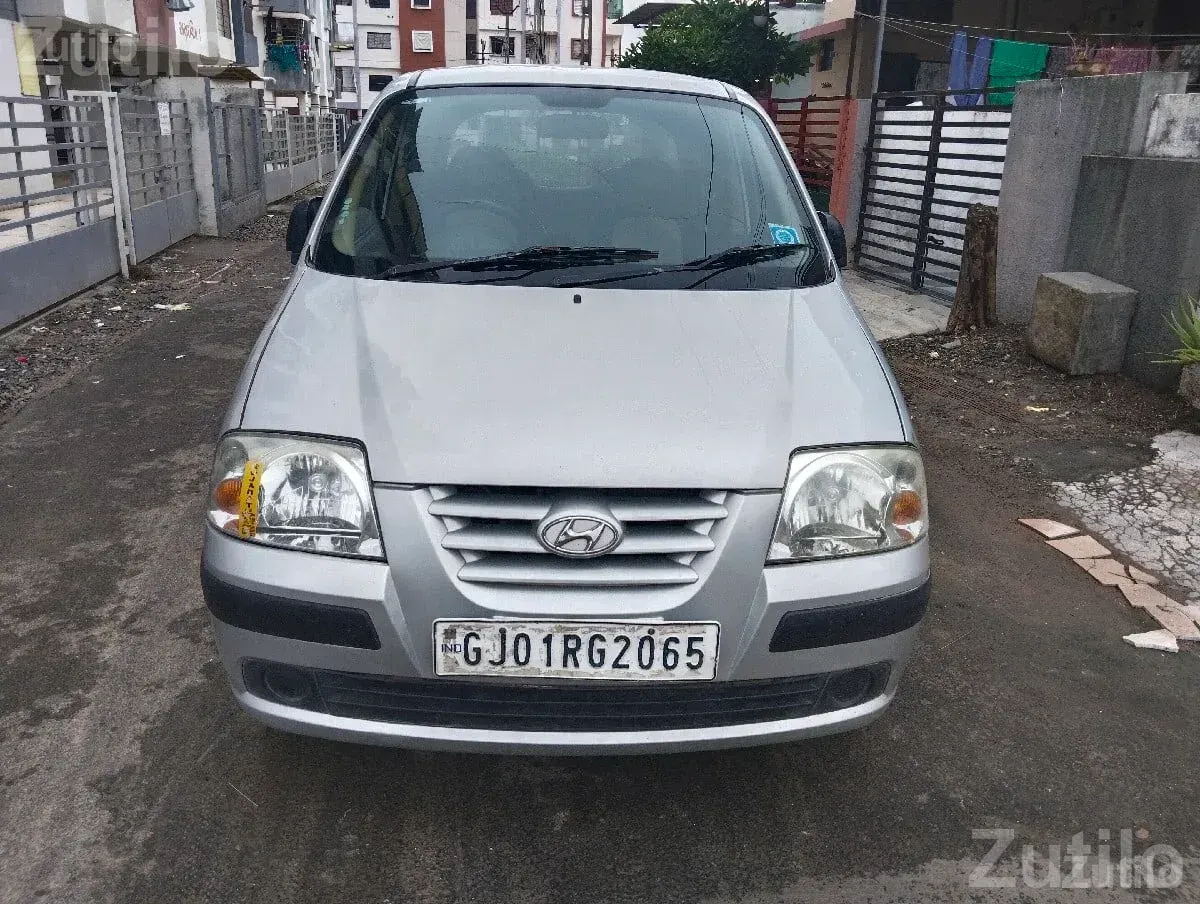 Hyundai Santro Xing 2014 Petrol Car - કાર - જુનાગઢ - Image 3