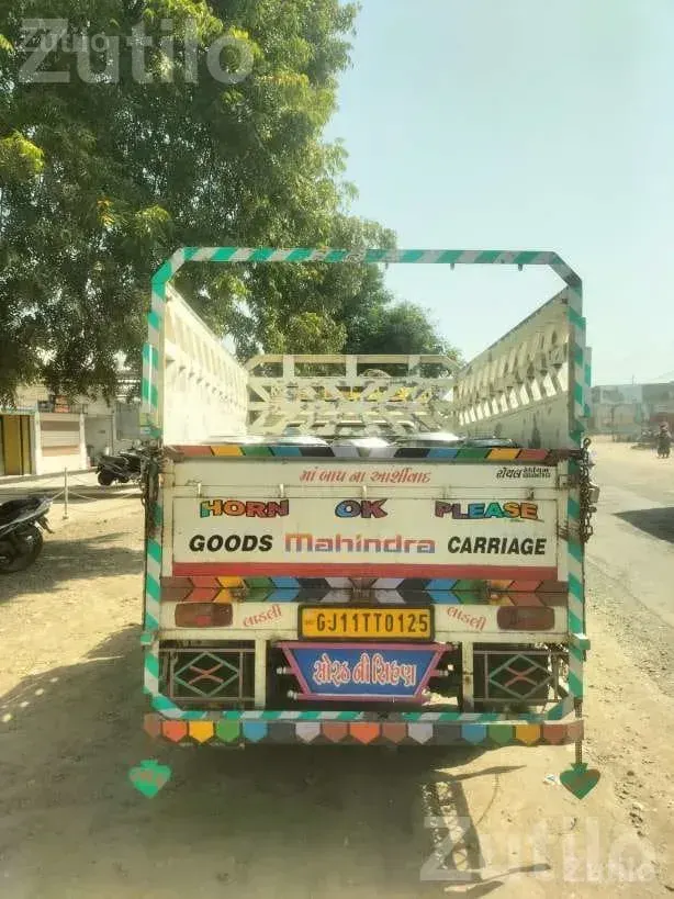 Mahindra Bolero Maxi Truck 2013 Single Owner - Trucks & Lorries - Vanthali - Image 4