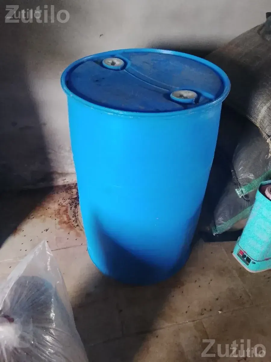 Blue Plastic Barrels Set of 3 - અન્ય ઔદ્યોગિક વસ્તુઓ - ખંભાળિયા - Image 2