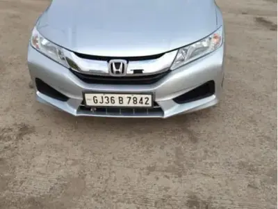 Honda City Silver Sedan – Well Maintained Honda City Silver Sedan – Well Maintained
