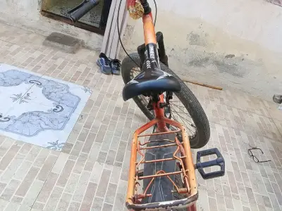 Single Owner Bicycle Used for 6 Months Single Owner Bicycle Used for 6 Months