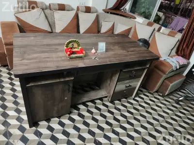 OFFICE TABLE