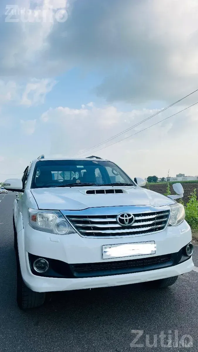 Toyota Fortuner 2012 SUV - Cars - Porbandar City - Image 2