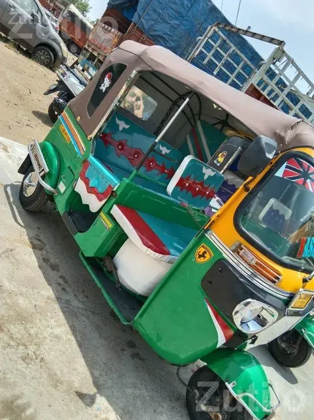 Bajaj CNG Auto Rickshaw 2023 - Auto Rickshaws - Nadiad - Image 3