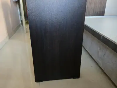 Desk with pair of chair