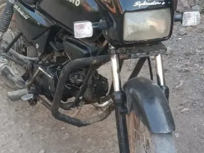 Hero Splendor Plus 2005 Model Bike Hero Splendor Plus 2005 Model Bike