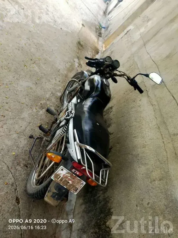Bajaj Bike 2010 Model in Running Condition - બાઇક્સ - ભરૂચ - Image 2