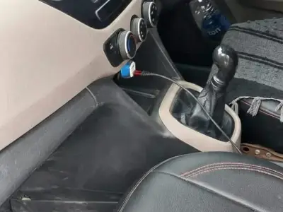 Hyundai Xcent Well‑Kept Interior Sedan Hyundai Xcent Well‑Kept Interior Sedan