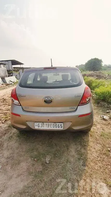 Hyundai i20 2014 Model Car - કાર - સાણંદ - Image 4