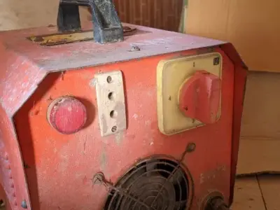 200 AMP Welding Machine Working Condition 200 AMP Welding Machine Working Condition