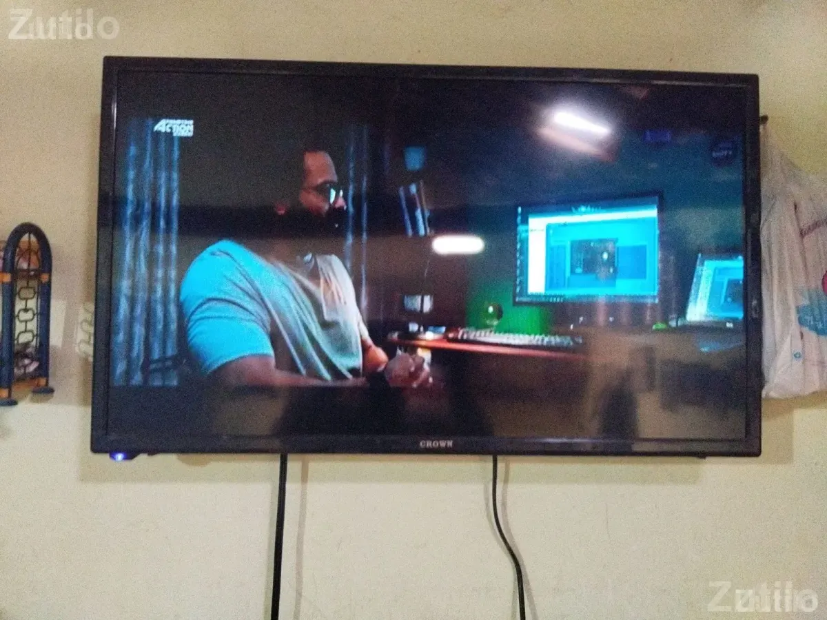 Crown LED TV in Working Condition - ટીવી - પાલનપુર - Image 2