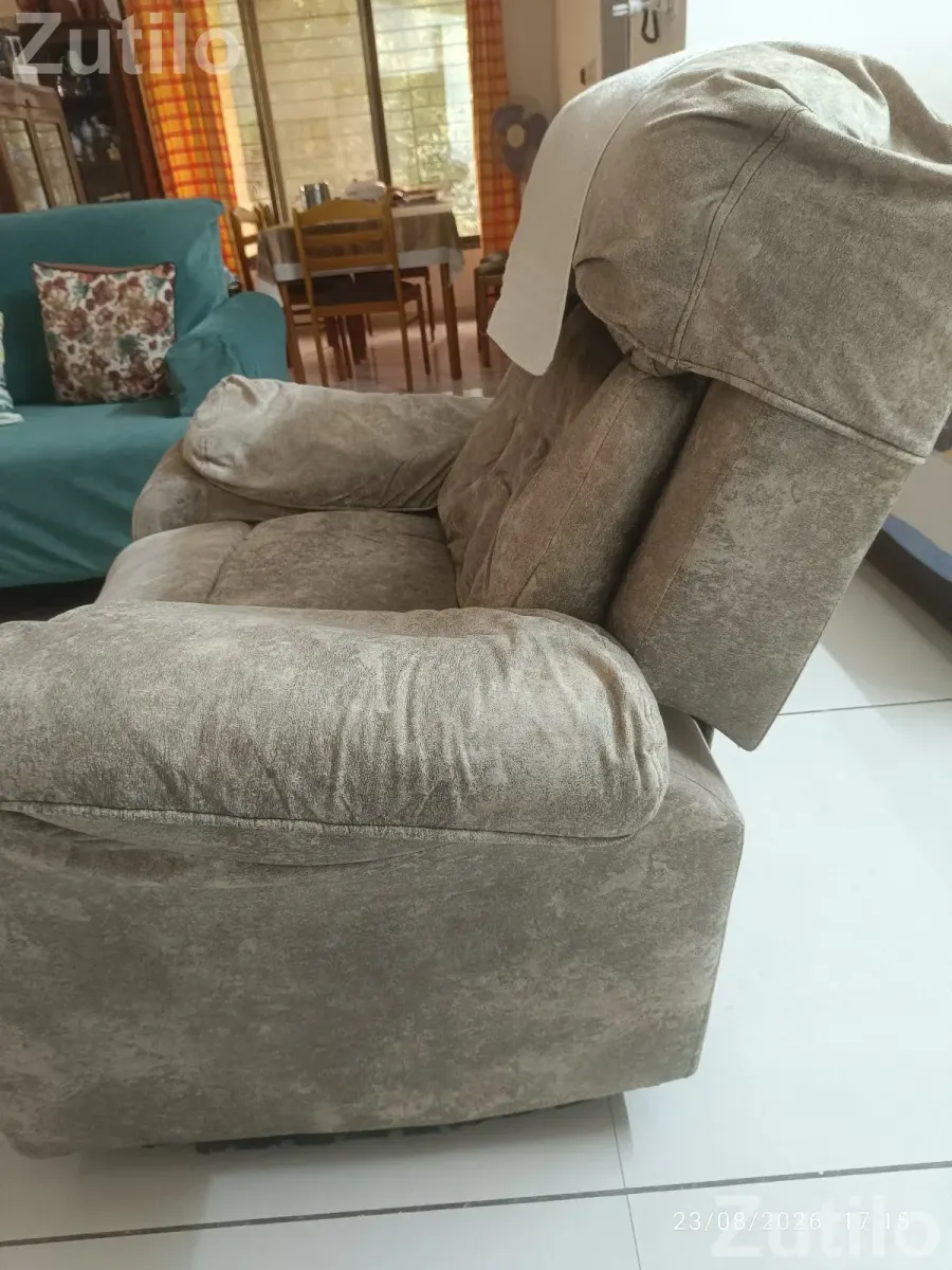 Recoliner Chair - Chairs, Stools & Seating - Vadodara City - Image 2