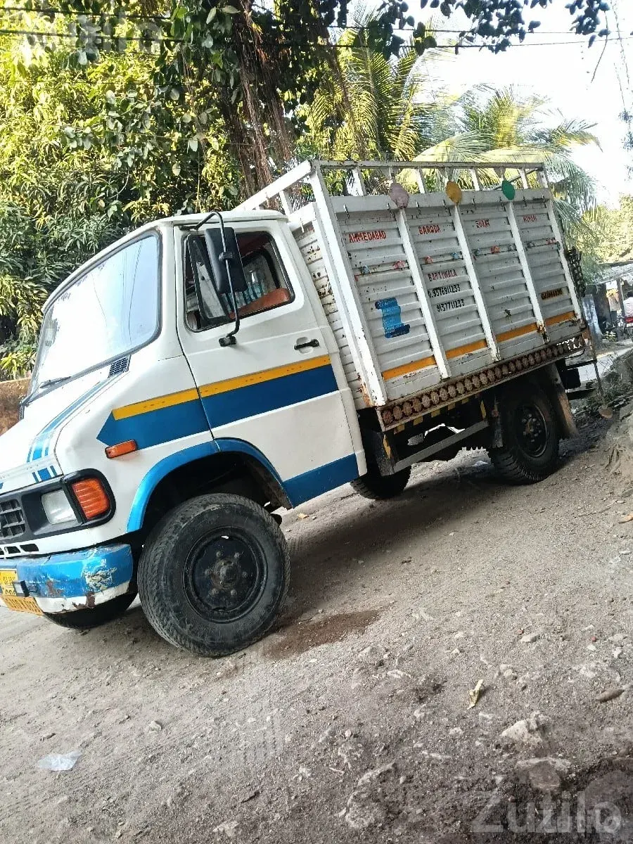 Tata 407 Goods Carrier 2004 Model - ટ્રક અને લોરી - માંગ્રોળ - Image 2