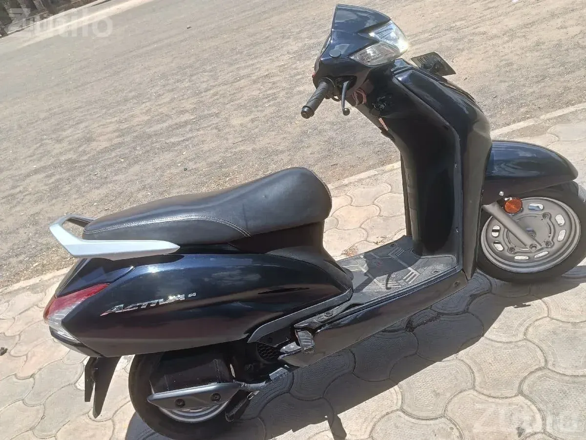 Honda Activa 6G Black and Blue Scooter - Bikes - Gondal - Image 2