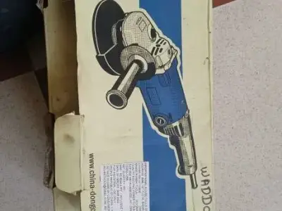 DongCheng DSM02-125B Angle Grinder 125mm DongCheng DSM02-125B Angle Grinder 125mm