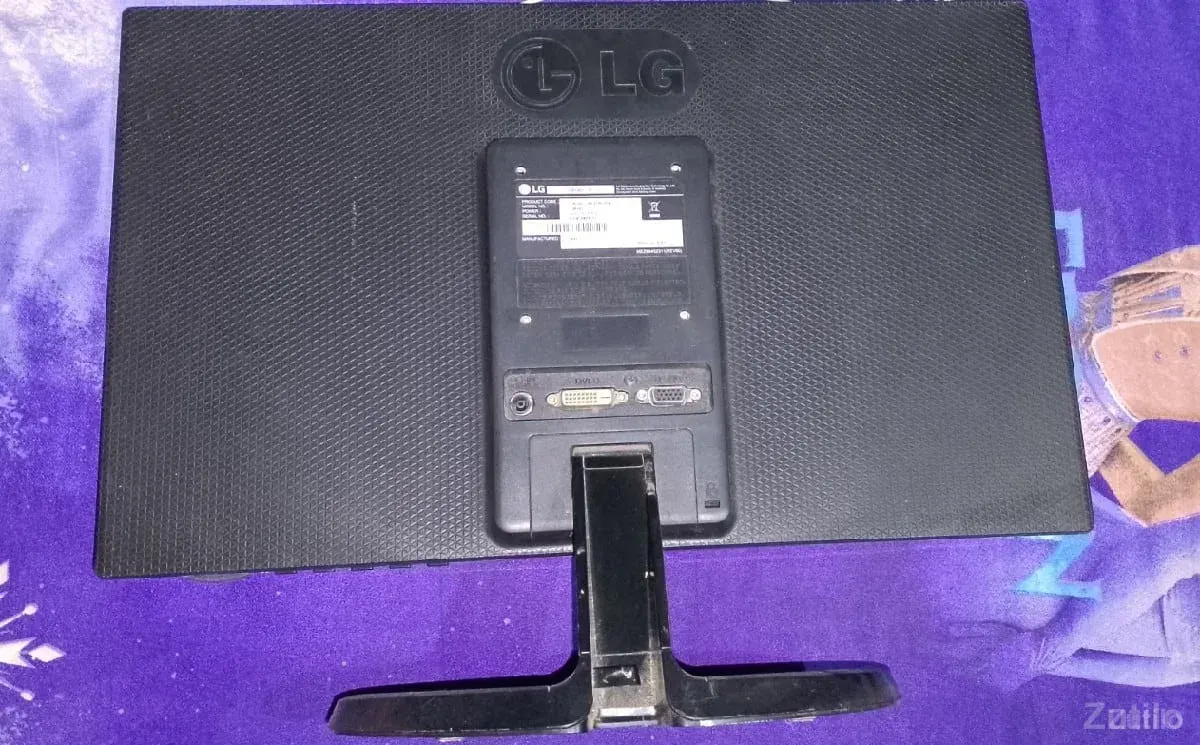 LG MONITOR 19 inch - Laptops & Computers - Rajkot City - Image 2
